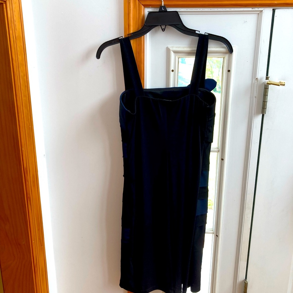 Enfocus Studio Dress - Picture 3 of 5